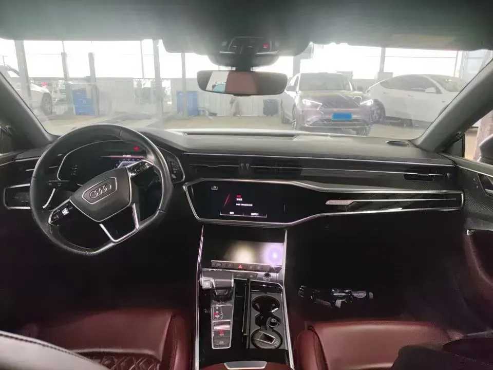 2023 Audi A7L 2.0T 245HP L4 7DCT,autocango,china used car exporter,china ev exporter,chinese used car exporter,chinese used ev exporter