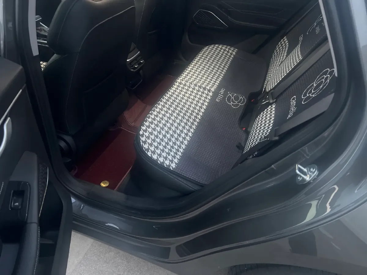 2023 Geely Emgrand 1.5L 127HP L4 CVT,autocango,china used car exporter,china ev exporter,chinese used car exporter,chinese used ev exporter