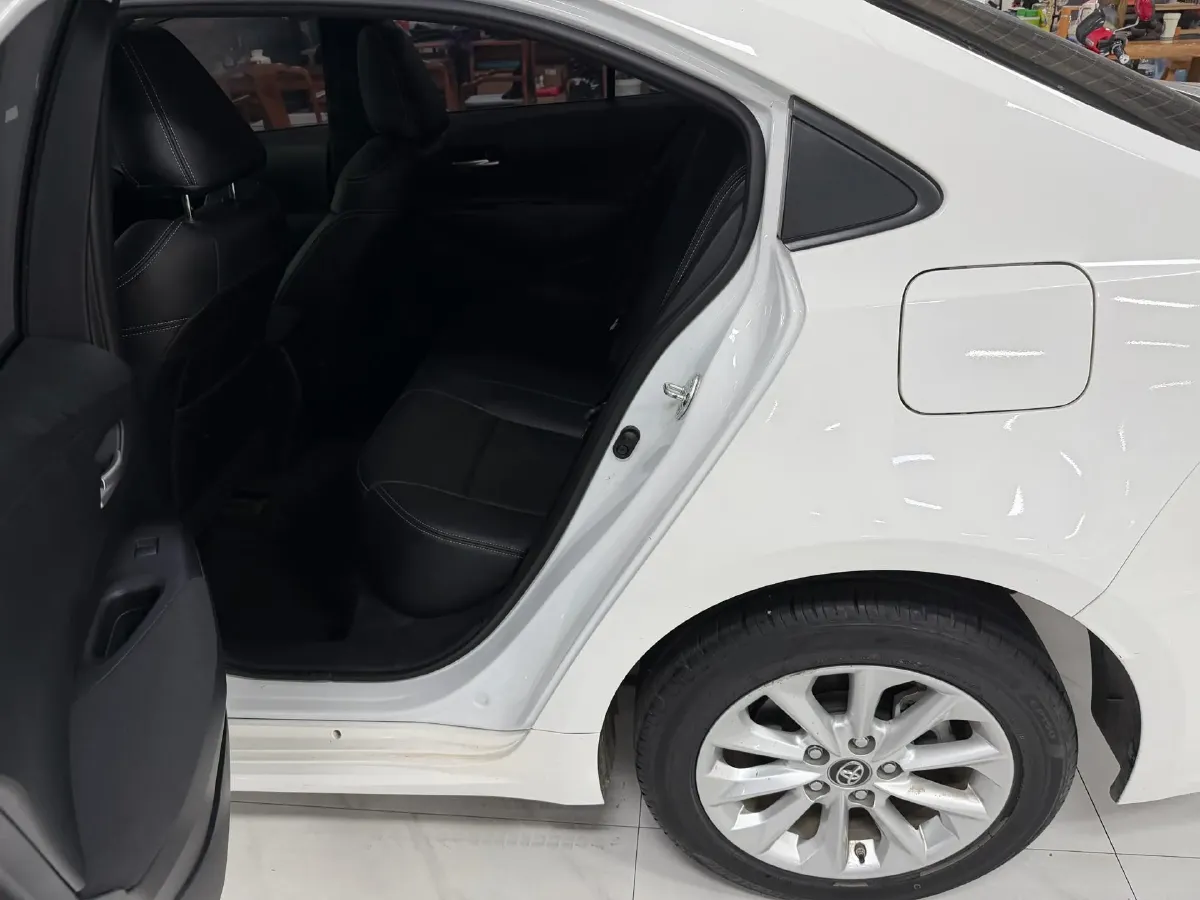 2021 Toyota Corolla 1.2T 116HP L4 CVT,autocango,china used car exporter,china ev exporter,chinese used car exporter,chinese used ev exporter