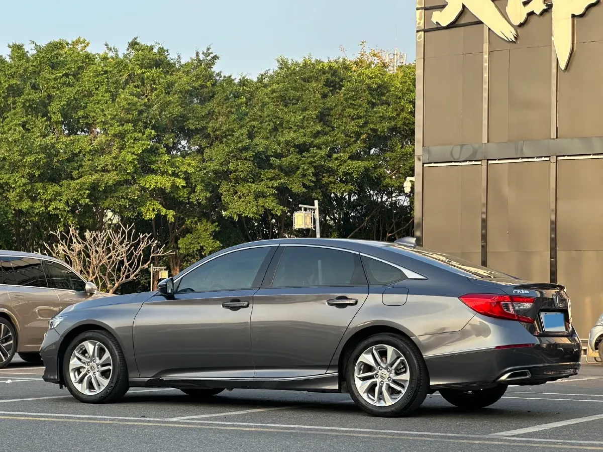 2018 Honda Accord 1.5T 194HP L4 CVT,autocango,china used car exporter,china ev exporter,chinese used car exporter,chinese used ev exporter