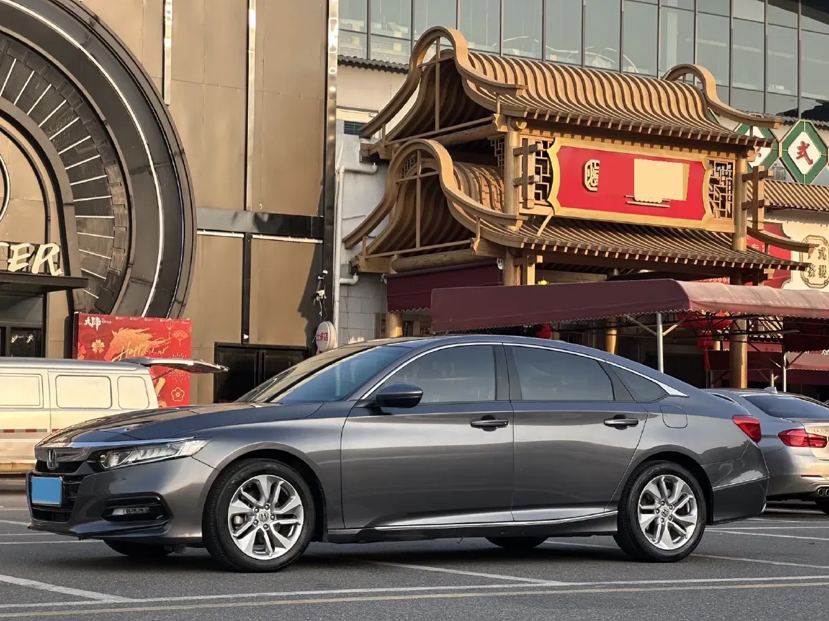 2018 Honda Accord 1.5T 194HP L4 CVT,autocango,china used car exporter,china ev exporter,chinese used car exporter,chinese used ev exporter
