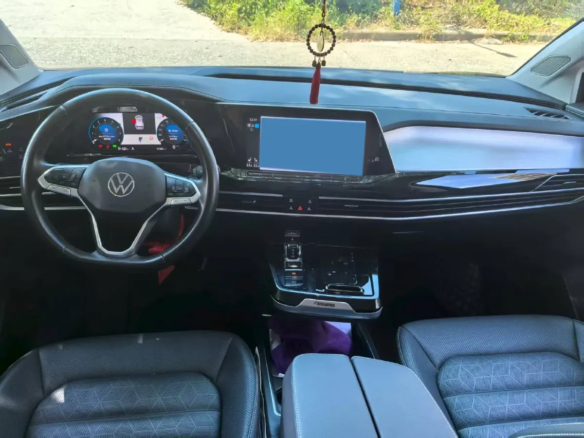 2024 Volkswagen Talagon 2.0T 220HP L4 7DCT,autocango,china used car exporter,china ev exporter,chinese used car exporter,chinese used ev exporter