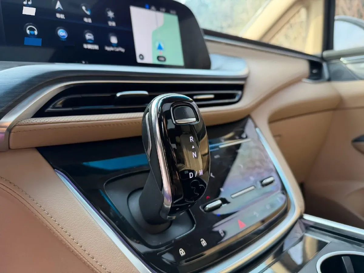 2021 Buick GL8 2.0T 237HP L4 9AT,autocango,china used car exporter,china ev exporter,chinese used car exporter,chinese used ev exporter