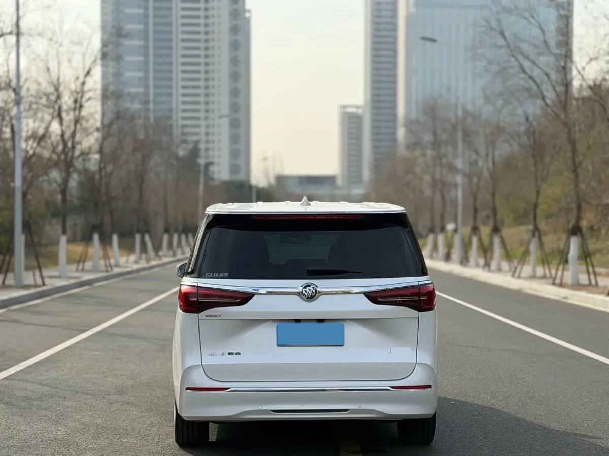 2021 Buick GL8 2.0T 237HP L4 9AT,autocango,china used car exporter,china ev exporter,chinese used car exporter,chinese used ev exporter