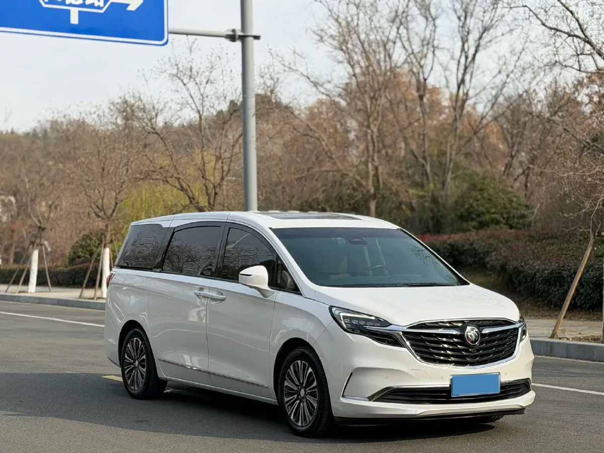 2021 Buick GL8 2.0T 237HP L4 9AT,autocango,china used car exporter,china ev exporter,chinese used car exporter,chinese used ev exporter