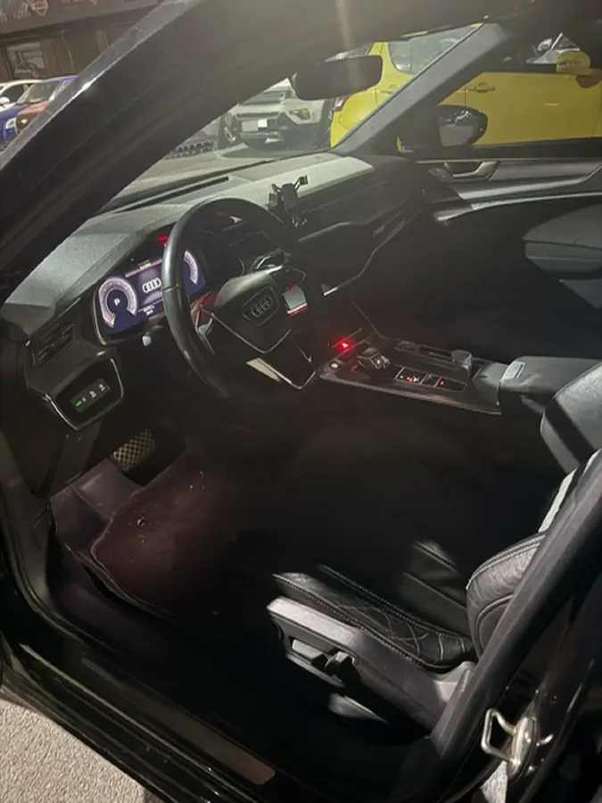 2019 Audi A6L 2.0T 190HP L4 7DCT,autocango,china used car exporter,china ev exporter,chinese used car exporter,chinese used ev exporter