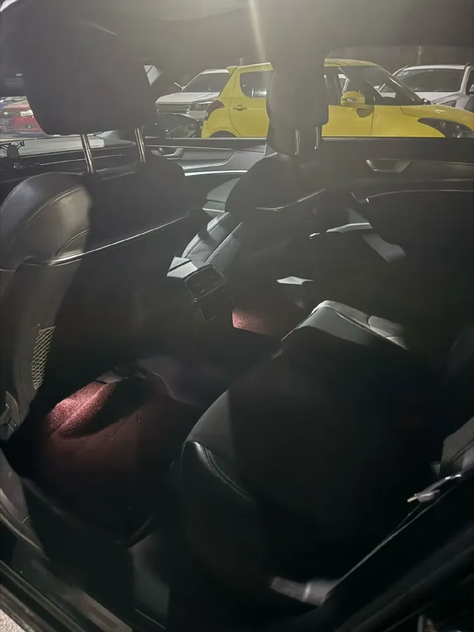 2019 Audi A6L 2.0T 190HP L4 7DCT,autocango,china used car exporter,china ev exporter,chinese used car exporter,chinese used ev exporter