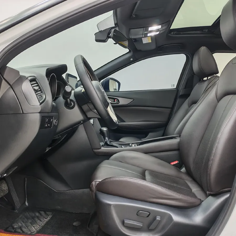 2021 Mazda CX-4 2.0L 158HP L4 6AT,autocango,china used car exporter,china ev exporter,chinese used car exporter,chinese used ev exporter