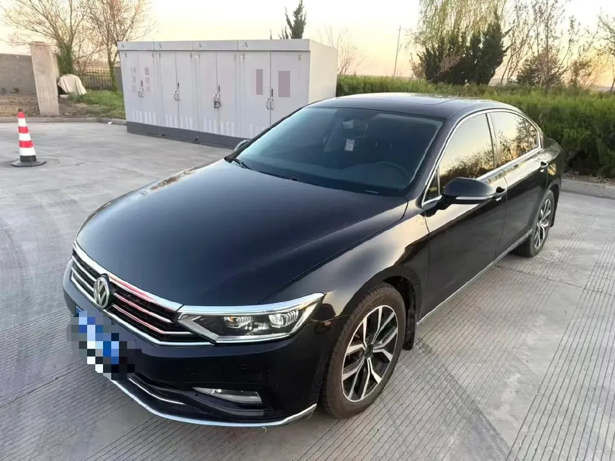 2020 Volkswagen Magotan 2.0T 186HP L4 7DCT,autocango,china used car exporter,china ev exporter,chinese used car exporter,chinese used ev exporter