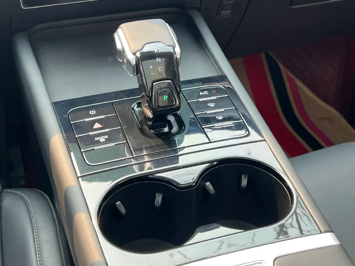 2025 Chery Tiggo 7 1.6T 197HP L4 7DCT,autocango,china used car exporter,china ev exporter,chinese used car exporter,chinese used ev exporter