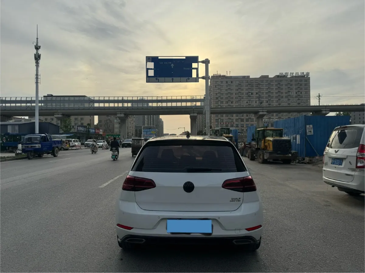 2019 BYD Song MAX 1.5T 160HP L4 6DCT PHEV 15.98KWH,autocango,china used car exporter,china ev exporter,chinese used car exporter,chinese used ev exporter