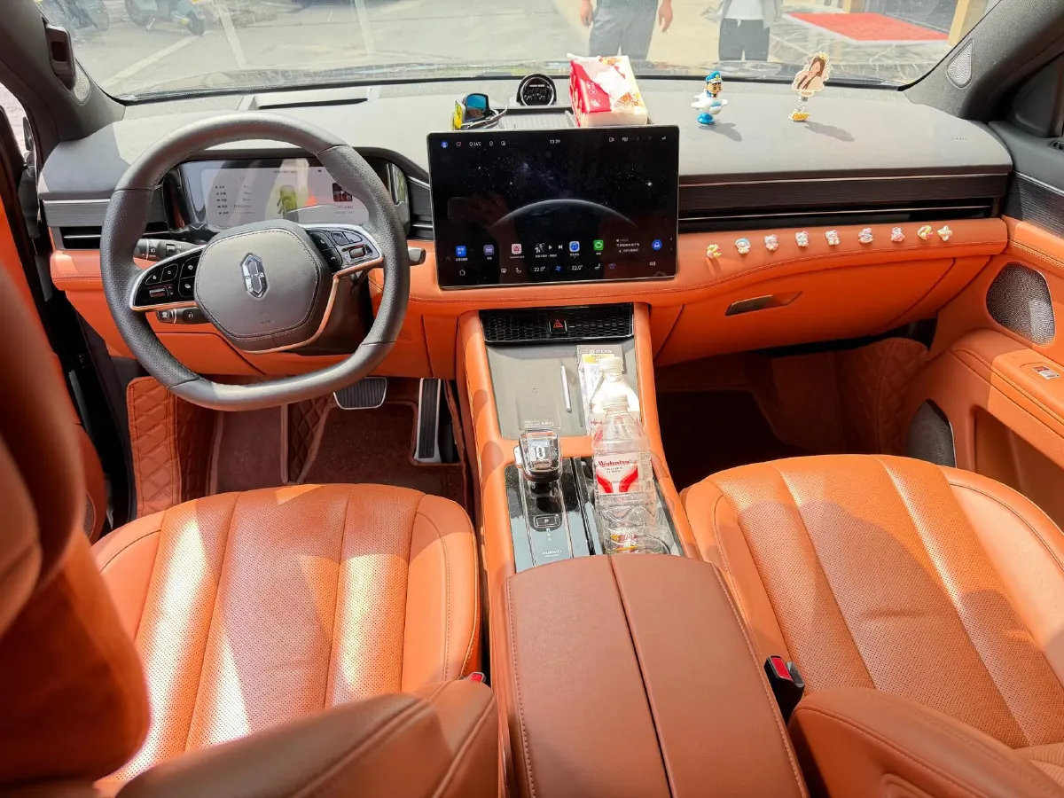 2024 AITO AITO M7 1.5T 152HP L4 REEV 38.5KWH,autocango,china used car exporter,china ev exporter,chinese used car exporter,chinese used ev exporter