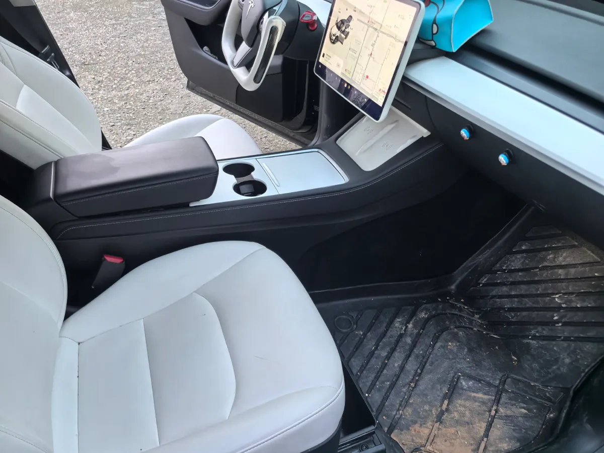 2021 Tesla Model Y BEV 60KWH,autocango,china used car exporter,china ev exporter,chinese used car exporter,chinese used ev exporter