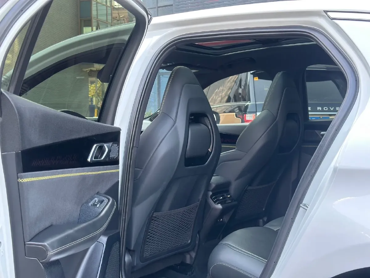 2023 LYNK&CO 03 2.0T 254HP L4 7DCT,autocango,china used car exporter,china ev exporter,chinese used car exporter,chinese used ev exporter