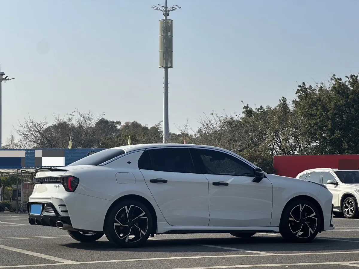 2023 LYNK&CO 03 2.0T 254HP L4 7DCT,autocango,china used car exporter,china ev exporter,chinese used car exporter,chinese used ev exporter