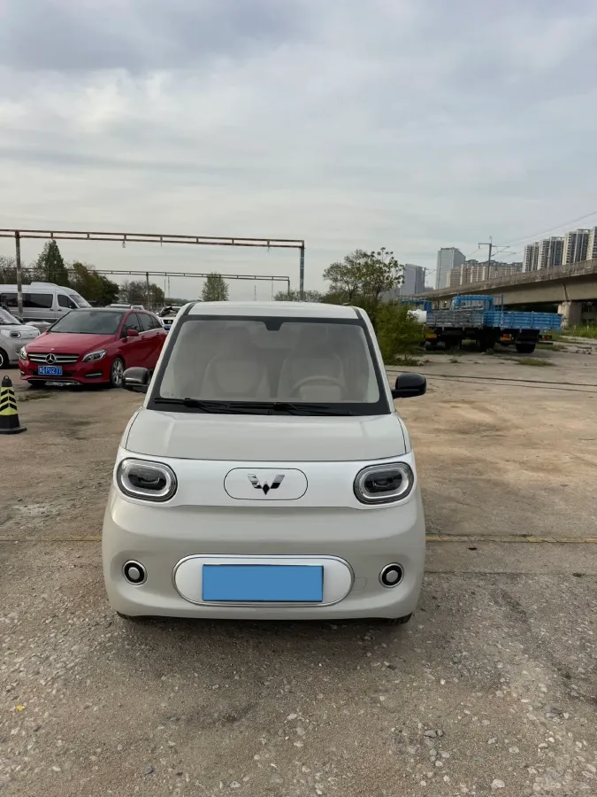 2024 WuLing HongGuang MINI EV BEV 17.3KWH,autocango,china used car exporter,china ev exporter,chinese used car exporter,chinese used ev exporter