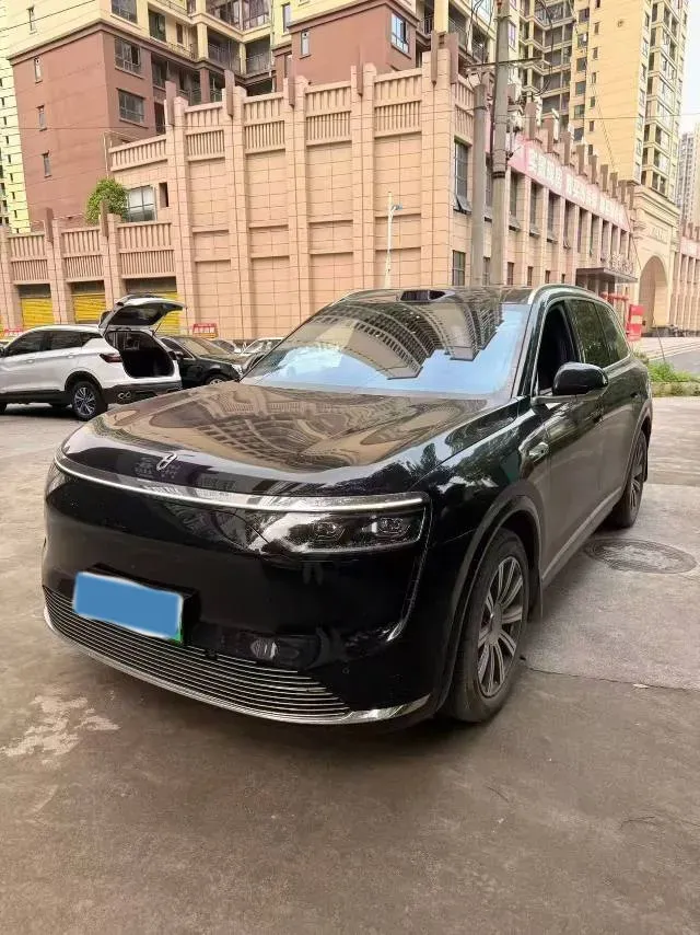 2025 AITO AITO M8 REEV 160HP REEV 53.4KWH,autocango,china used car exporter,china ev exporter,chinese used car exporter,chinese used ev exporter