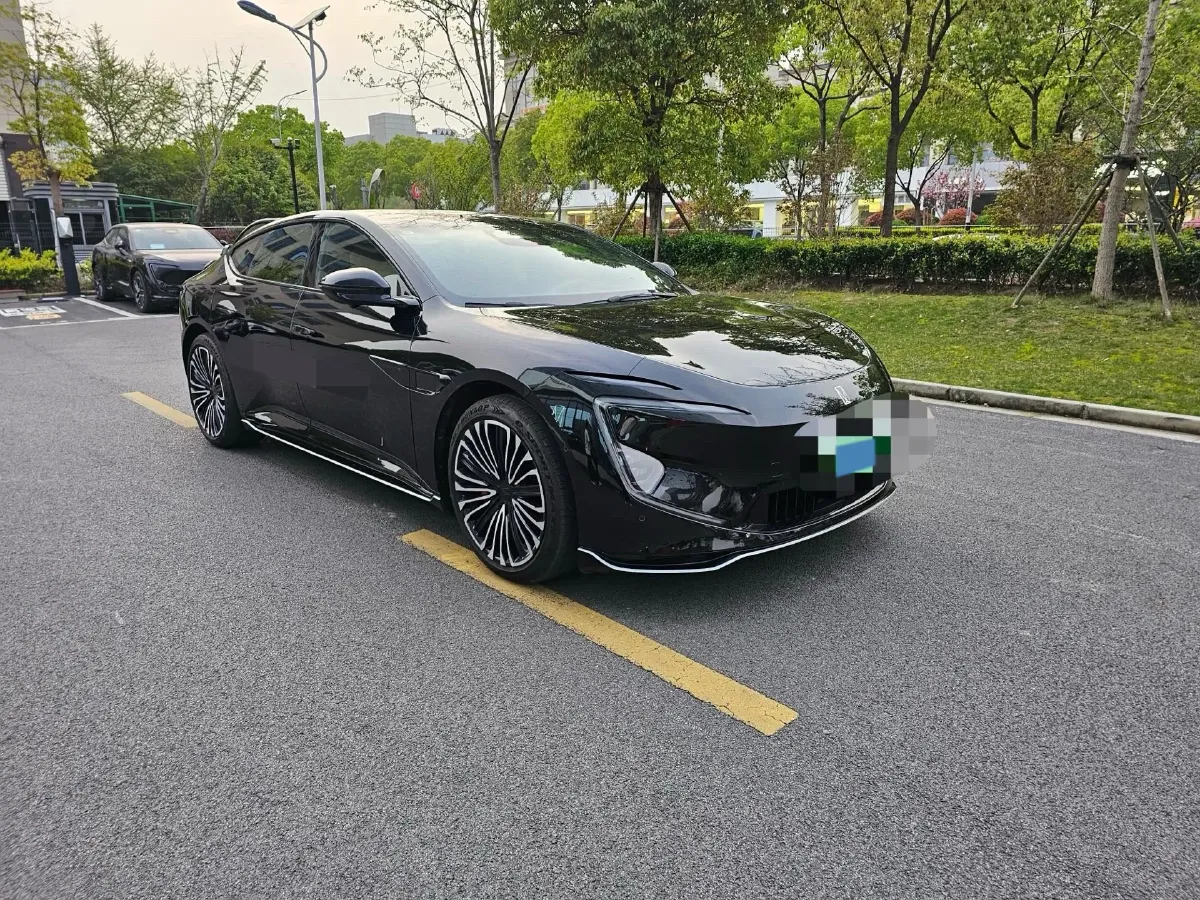 2025 Avatr 12 BEV,autocango,china used car exporter,china ev exporter,chinese used car exporter,chinese used ev exporter