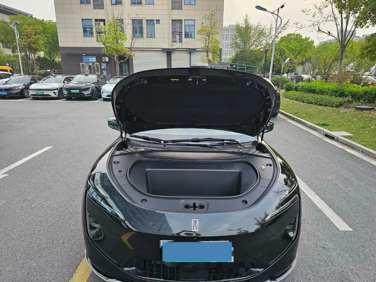 2025 Avatr 12 BEV,autocango,china used car exporter,china ev exporter,chinese used car exporter,chinese used ev exporter