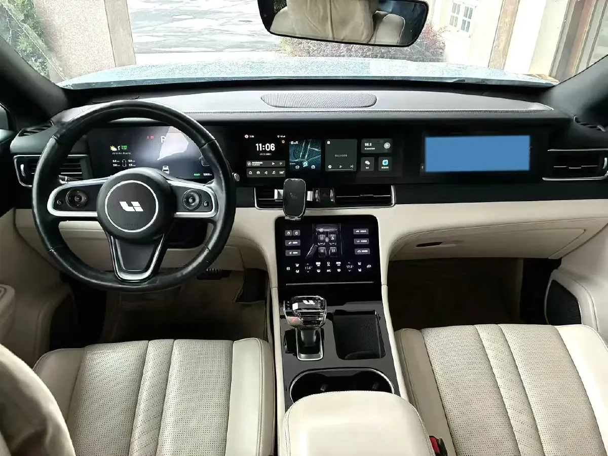 2020 Li ONE Range Extended 131HP REEV 40.5KWH,autocango,china used car exporter,china ev exporter,chinese used car exporter,chinese used ev exporter