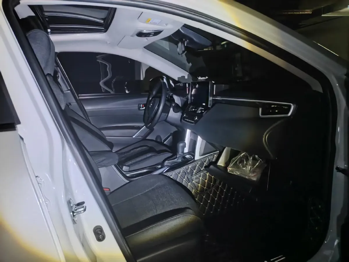 2022 Toyota Corolla Cross 2.0L 171HP L4 CVT,autocango,china used car exporter,china ev exporter,chinese used car exporter,chinese used ev exporter