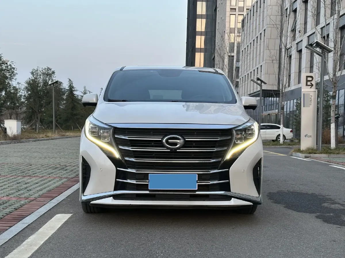 2023 GAC Trumpchi M8 2.0T 252HP L4 8AT,autocango,china used car exporter,china ev exporter,chinese used car exporter,chinese used ev exporter