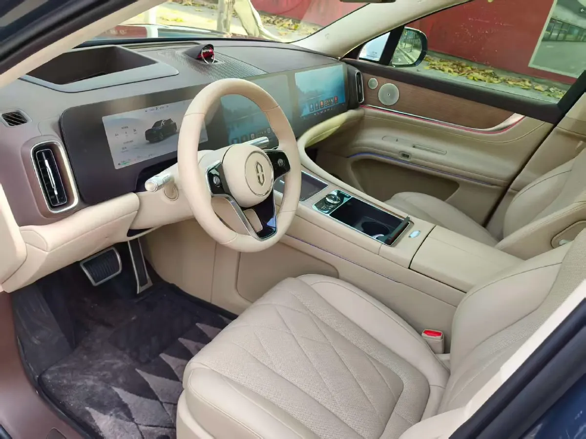 2024 AITO AITO M9 1.5T 152HP L4 REEV 42KWH,autocango,china used car exporter,china ev exporter,chinese used car exporter,chinese used ev exporter