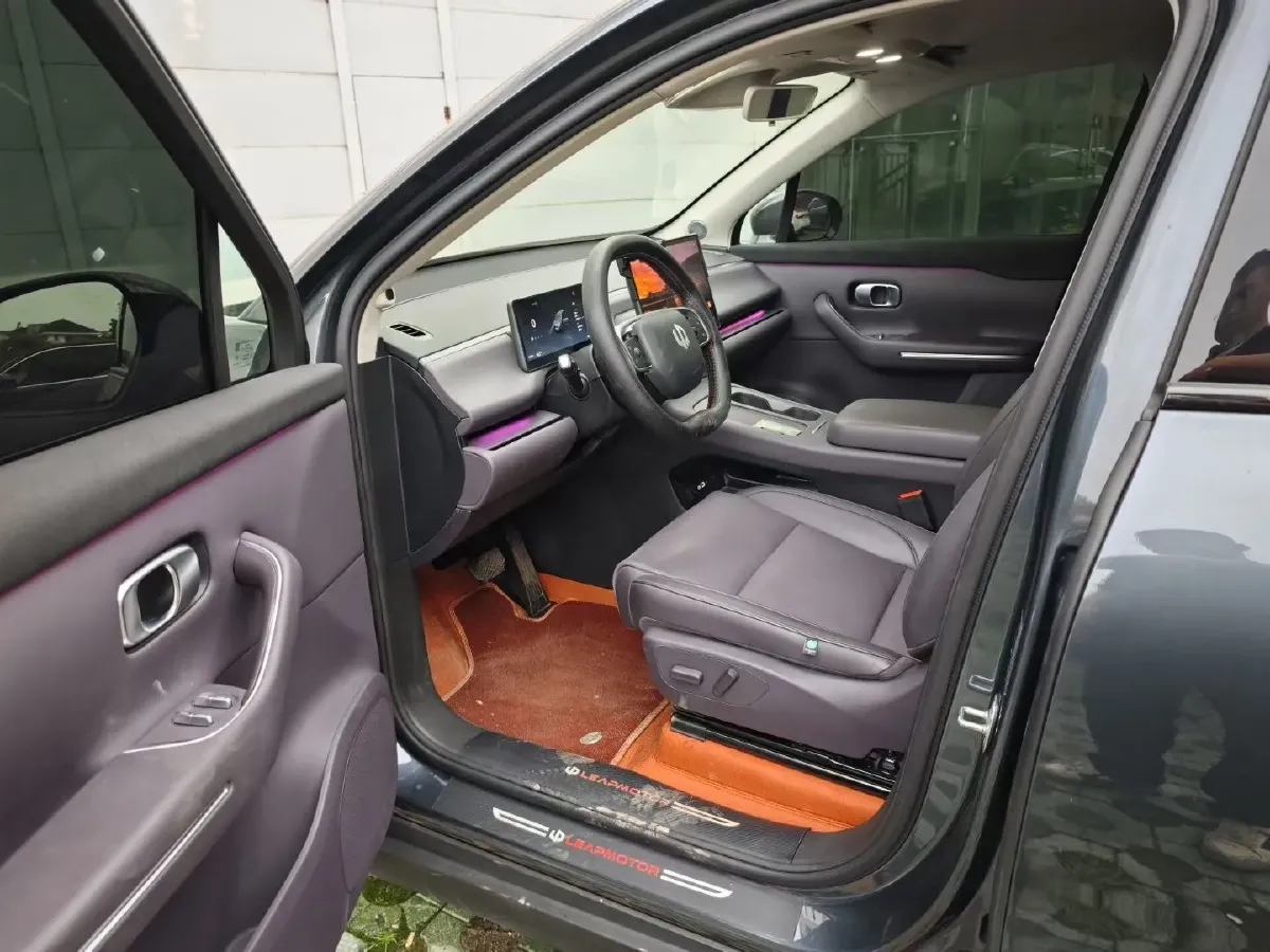 2024 Leapmotor C10 BEV 69.9KWH,autocango,china used car exporter,china ev exporter,chinese used car exporter,chinese used ev exporter