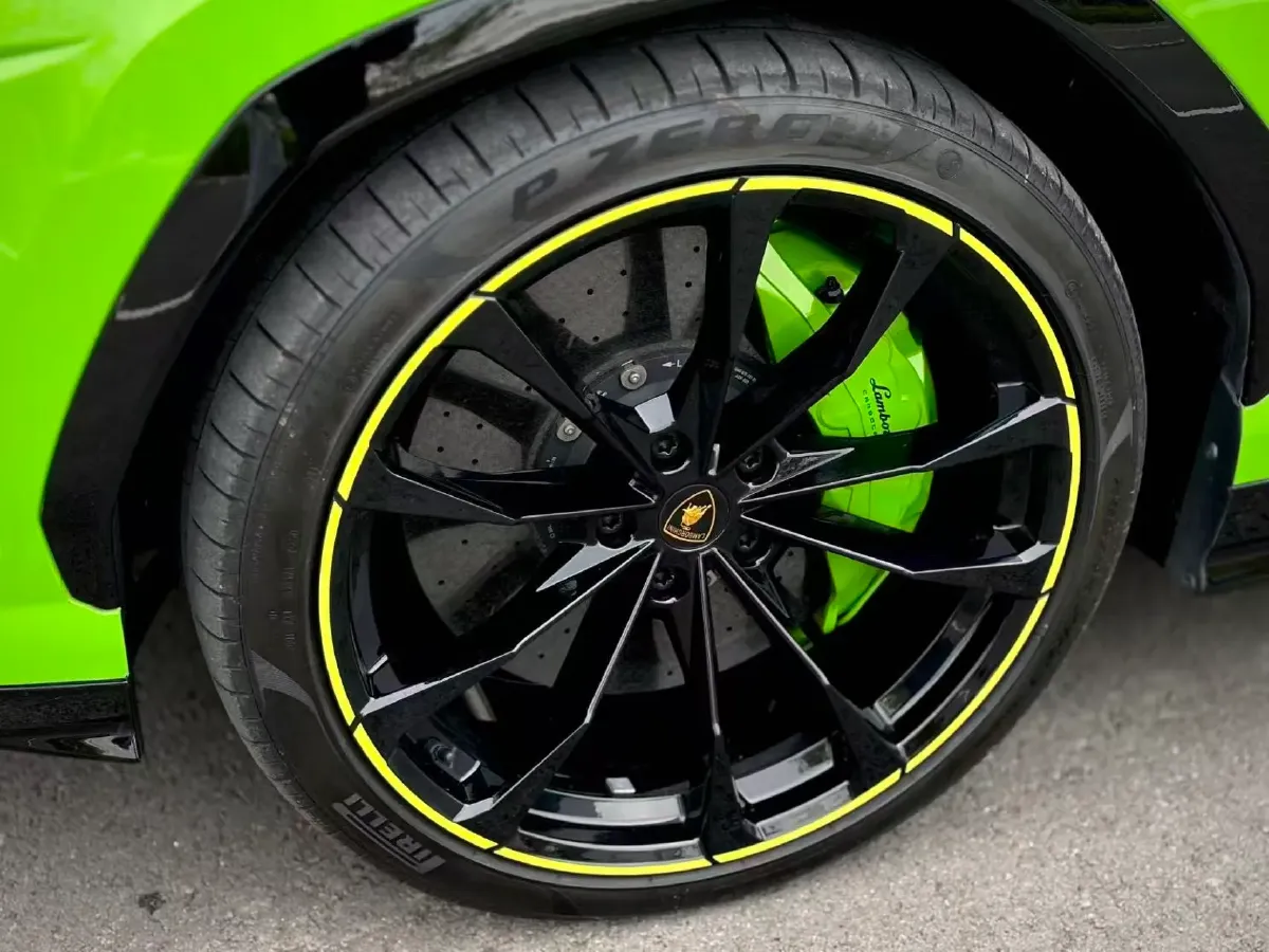 2021 Lamborghini Urus 4.0T 641HP V8 8AT,autocango,china used car exporter,china ev exporter,chinese used car exporter,chinese used ev exporter