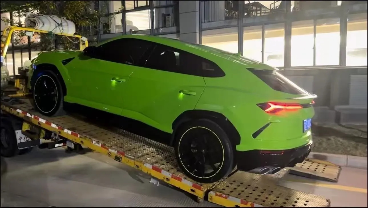 2021 Lamborghini Urus 4.0T 641HP V8 8AT,autocango,china used car exporter,china ev exporter,chinese used car exporter,chinese used ev exporter