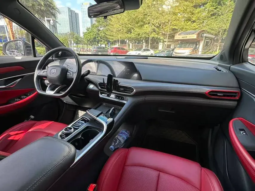 2020 ChangAn UNI-T 1.5T 180HP L4 7DCT,autocango,china used car exporter,china ev exporter,chinese used car exporter,chinese used ev exporter