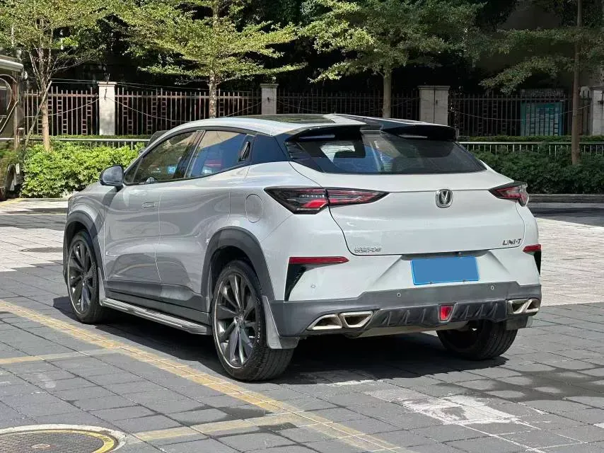 2020 ChangAn UNI-T 1.5T 180HP L4 7DCT,autocango,china used car exporter,china ev exporter,chinese used car exporter,chinese used ev exporter