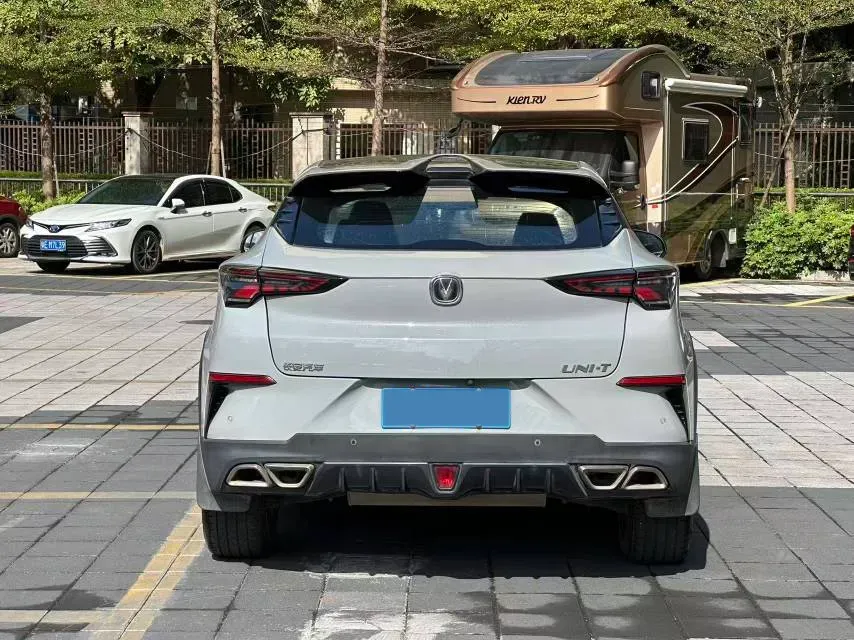 2020 ChangAn UNI-T 1.5T 180HP L4 7DCT,autocango,china used car exporter,china ev exporter,chinese used car exporter,chinese used ev exporter