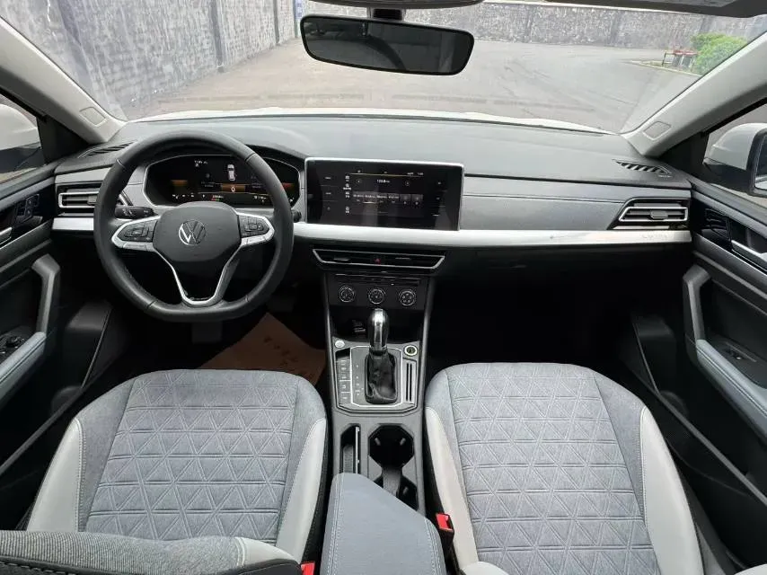 2023 Volkswagen Lavida 1.4T 150HP L4 7DCT,autocango,china used car exporter,china ev exporter,chinese used car exporter,chinese used ev exporter