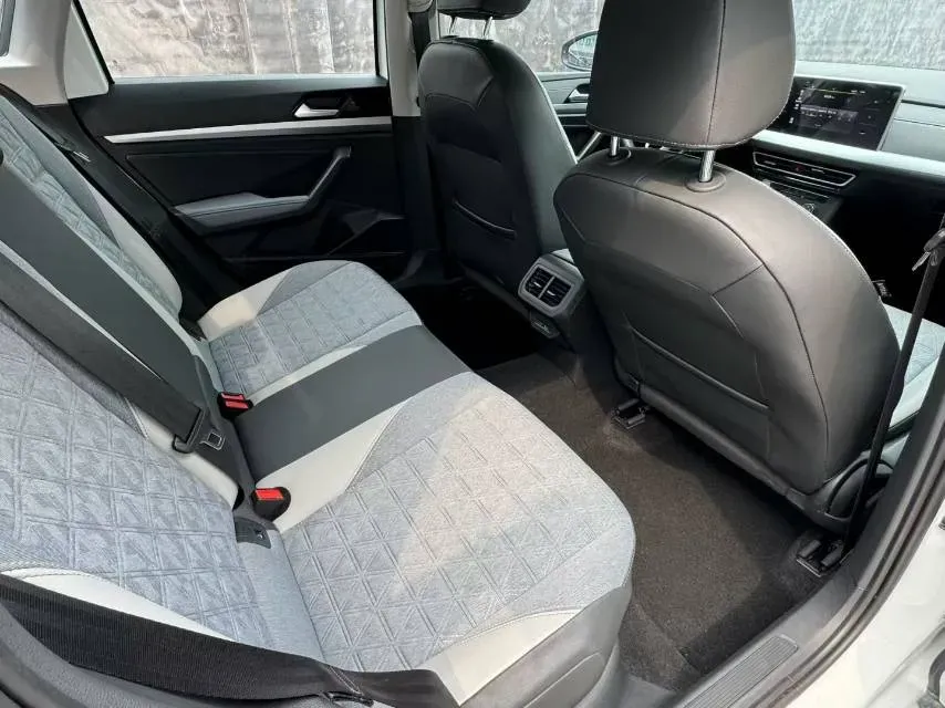 2023 Volkswagen Lavida 1.4T 150HP L4 7DCT,autocango,china used car exporter,china ev exporter,chinese used car exporter,chinese used ev exporter