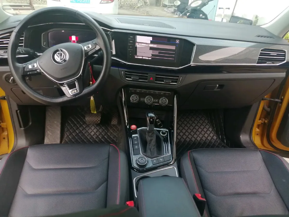 2019 Jeep Cherokee 2.0T 265HP L4 9AT,autocango,china used car exporter,china ev exporter,chinese used car exporter,chinese used ev exporter