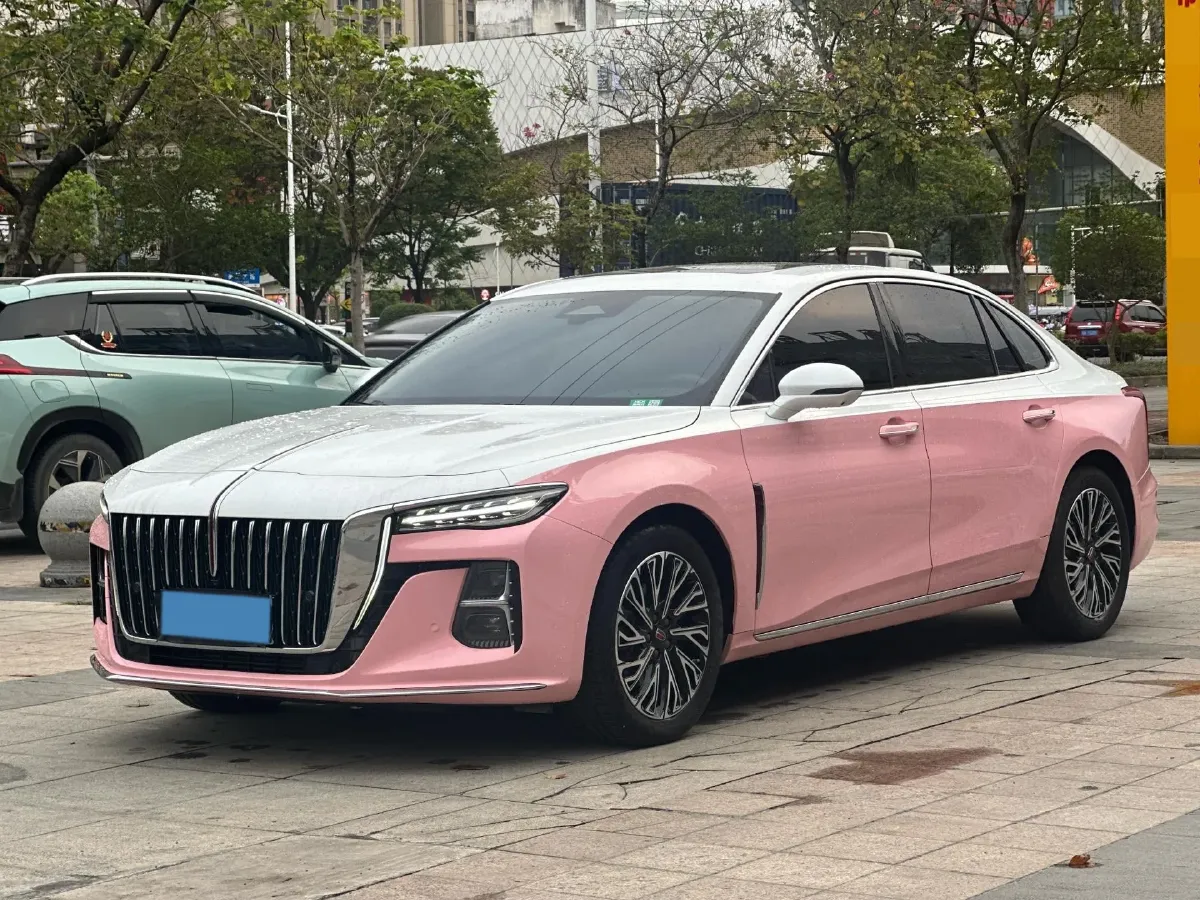 2024 HongQi H5 2.0T 224HP L4 8AT,autocango,china used car exporter,china ev exporter,chinese used car exporter,chinese used ev exporter