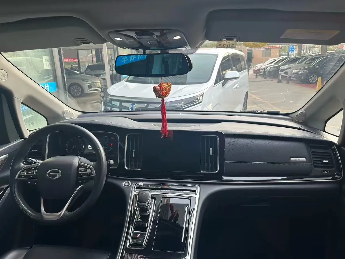 2021 GAC Trumpchi M8 2.0T 252HP L4 8AT,autocango,china used car exporter,china ev exporter,chinese used car exporter,chinese used ev exporter