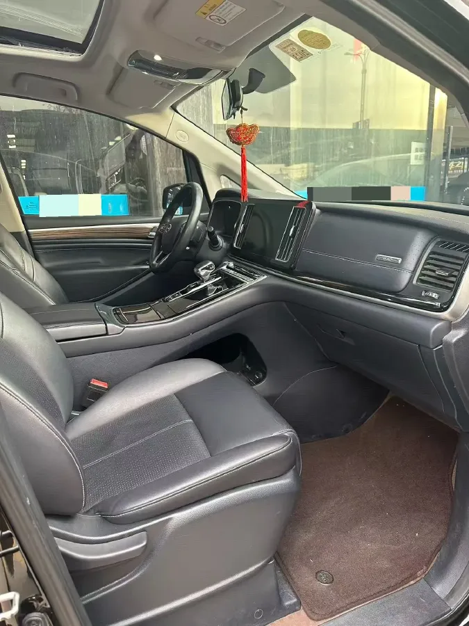 2021 GAC Trumpchi M8 2.0T 252HP L4 8AT,autocango,china used car exporter,china ev exporter,chinese used car exporter,chinese used ev exporter