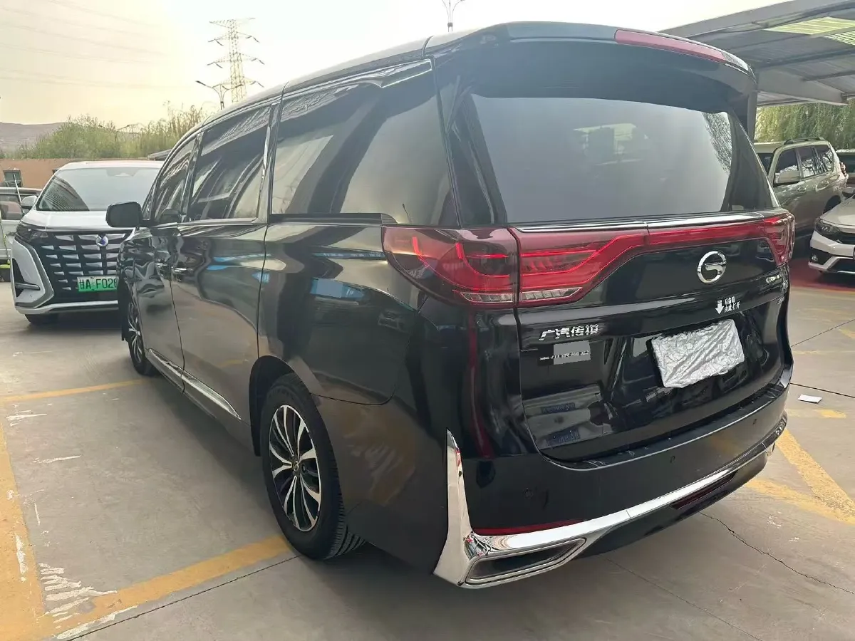 2021 GAC Trumpchi M8 2.0T 252HP L4 8AT,autocango,china used car exporter,china ev exporter,chinese used car exporter,chinese used ev exporter