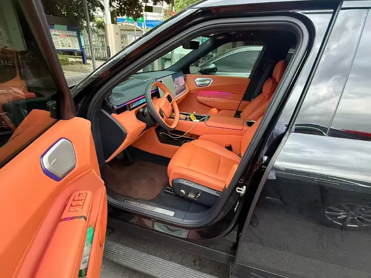 2025 LYNK&CO 900 1.5T 190HP L4 3DHT PHEV 43.3KWH,autocango,china used car exporter,china ev exporter,chinese used car exporter,chinese used ev exporter