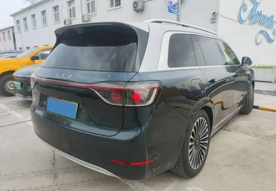 2025 AITO AITO M9 REEV 160HP REEV 52KWH,autocango,china used car exporter,china ev exporter,chinese used car exporter,chinese used ev exporter