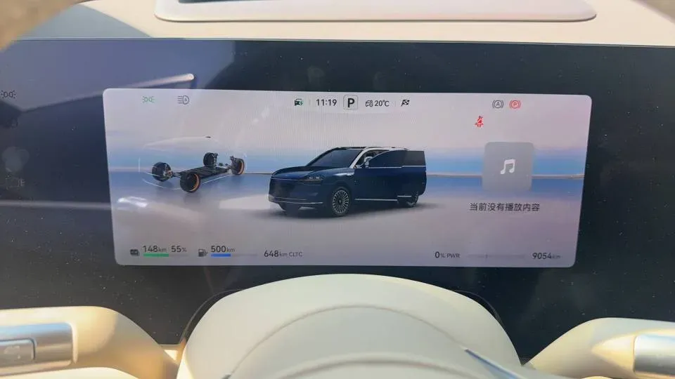 2025 AITO AITO M9 REEV 160HP REEV 52KWH,autocango,china used car exporter,china ev exporter,chinese used car exporter,chinese used ev exporter