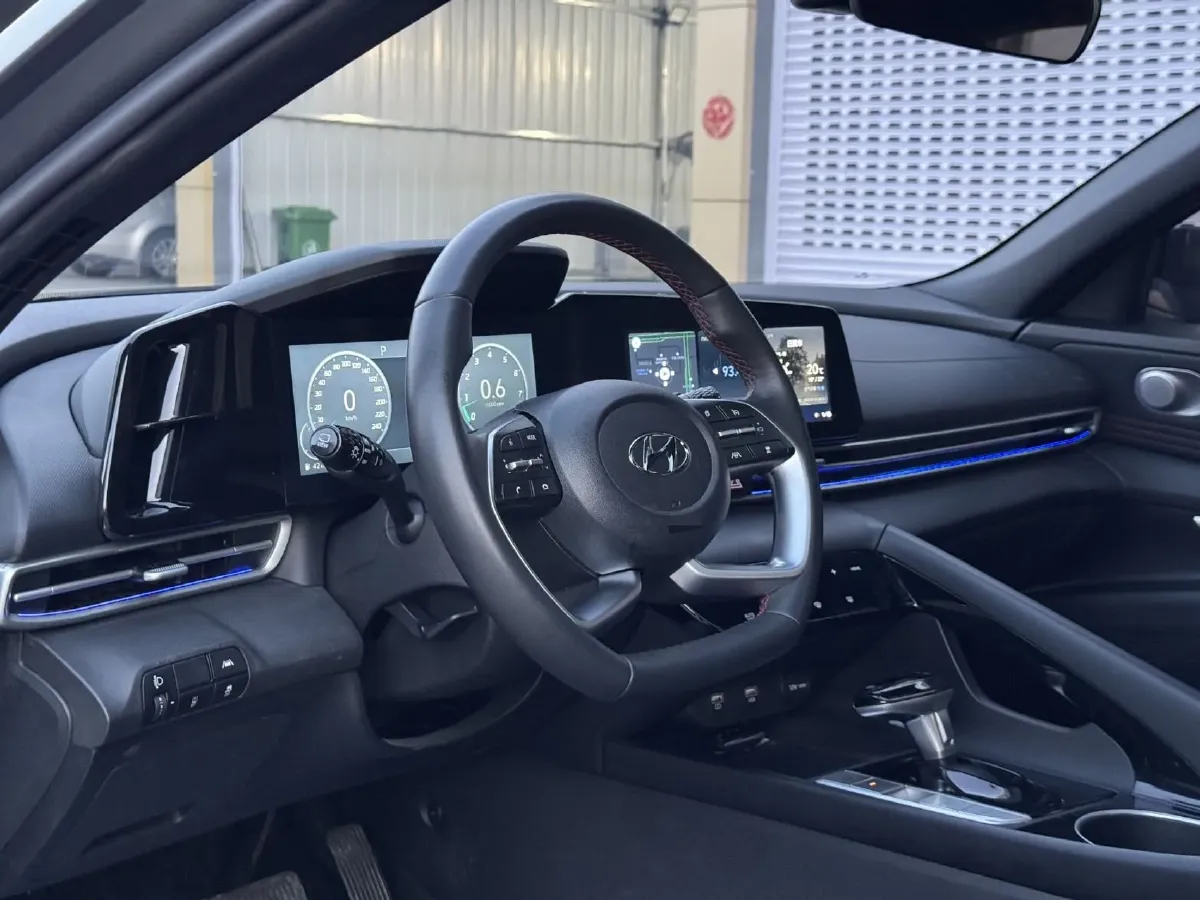 2022 Hyundai Elantra 1.5L 115HP L4 CVT,autocango,china used car exporter,china ev exporter,chinese used car exporter,chinese used ev exporter