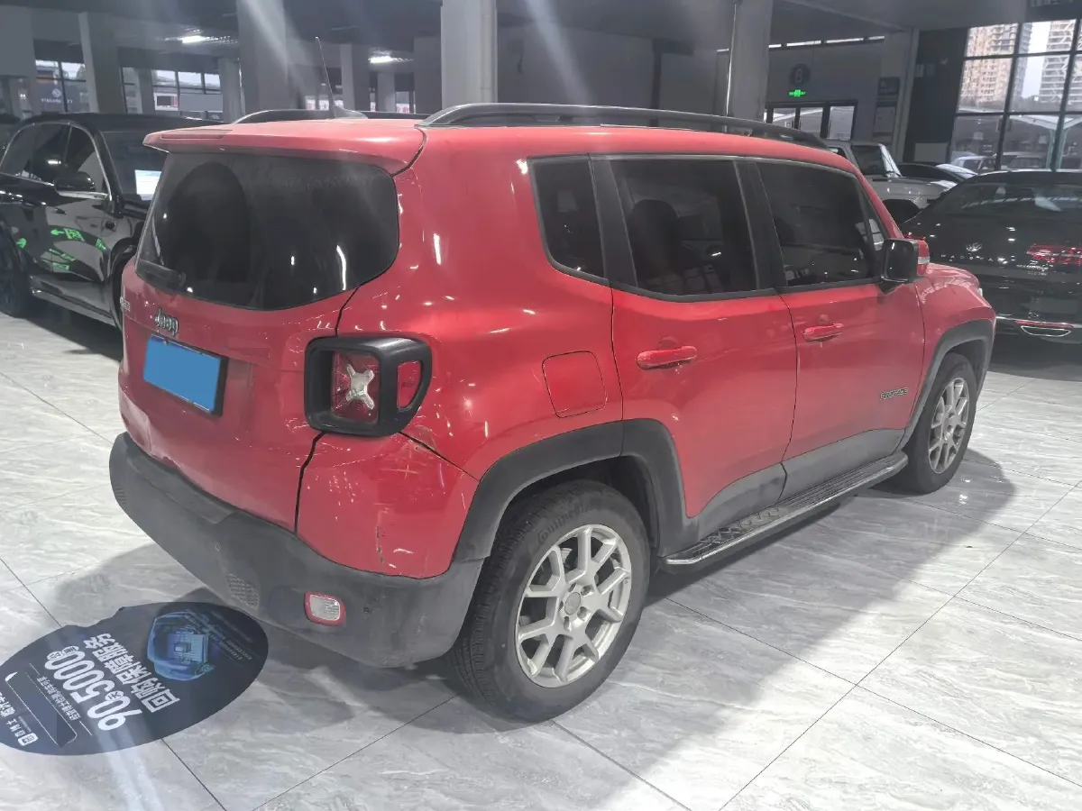 2019 Jeep Renegade 1.3T 173HP L4 7DCT,autocango,china used car exporter,china ev exporter,chinese used car exporter,chinese used ev exporter