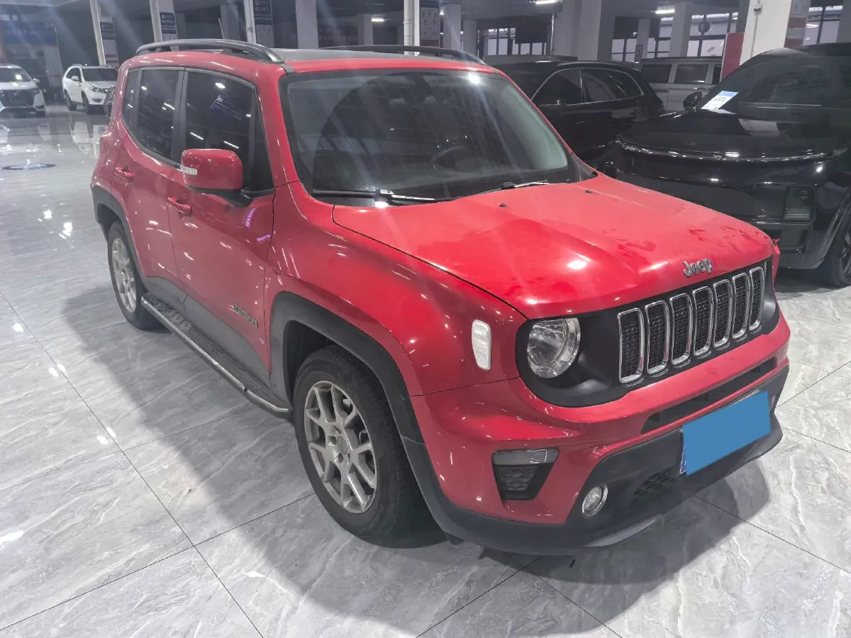 2019 Jeep Renegade 1.3T 173HP L4 7DCT,autocango,china used car exporter,china ev exporter,chinese used car exporter,chinese used ev exporter