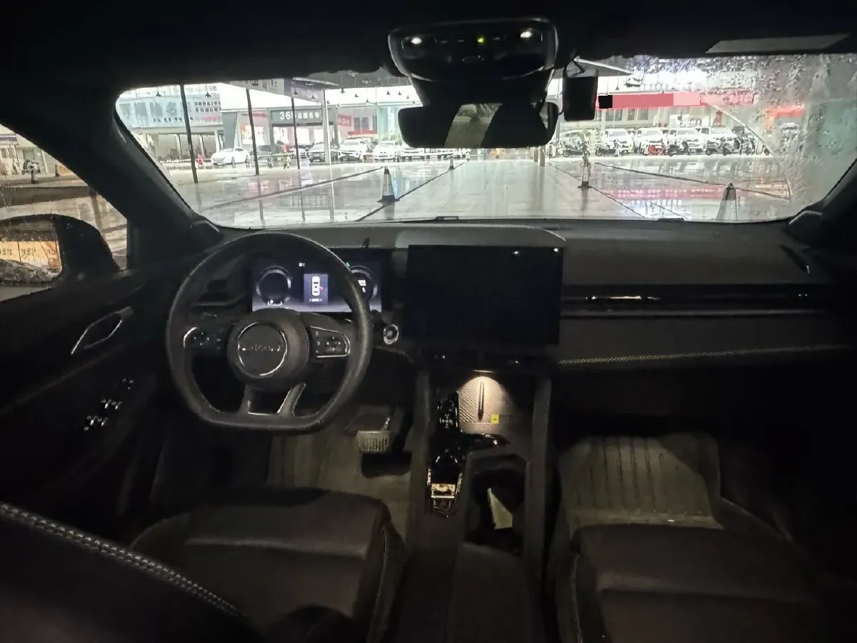 2023 MAXUS G50 1.5T 181HP L4 7DCT,autocango,china used car exporter,china ev exporter,chinese used car exporter,chinese used ev exporter