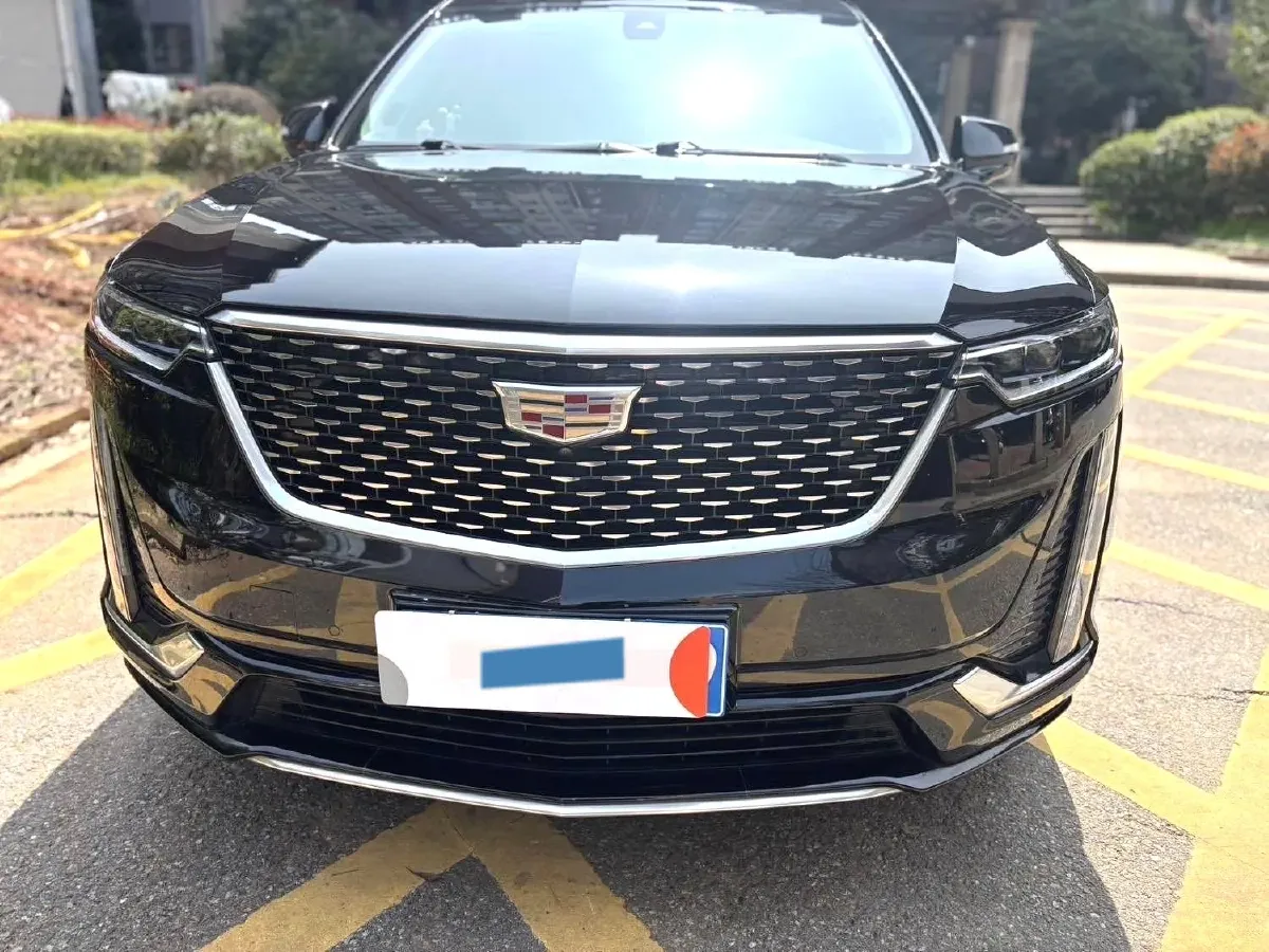2022 Cadillac XT6 2.0T 237HP L4 9AT,autocango,china used car exporter,china ev exporter,chinese used car exporter,chinese used ev exporter