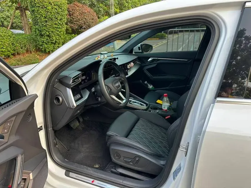 2025 Audi A3 1.5T 160HP L4 7DCT,autocango,china used car exporter,china ev exporter,chinese used car exporter,chinese used ev exporter