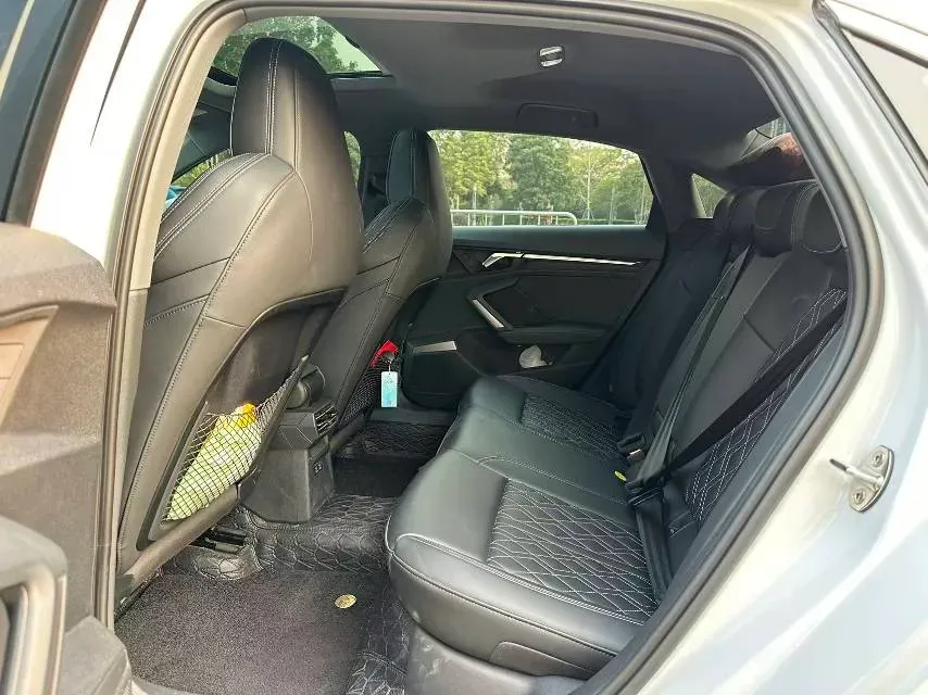 2025 Audi A3 1.5T 160HP L4 7DCT,autocango,china used car exporter,china ev exporter,chinese used car exporter,chinese used ev exporter